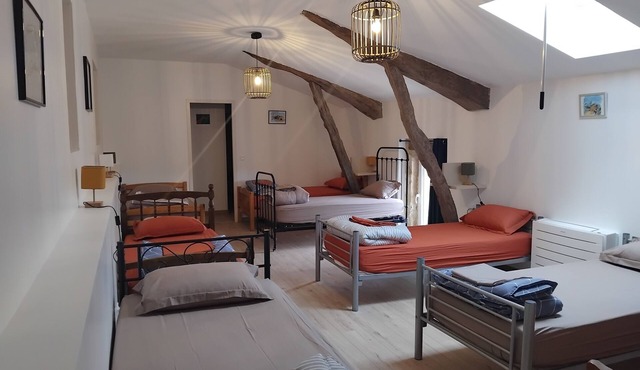 Gîte d'étape le relais de l'espérance sleeps 8