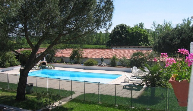 Gîte de Groupe Les Garbustets A unique place near Toulouse