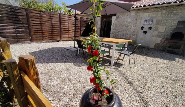 Gîte "danielle" Classé 3 Pour 6 Personnes Avec Piscine