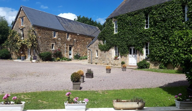 Gîte de Campagne de 15 Personnes Idéal Pour un Séjour en Famille !