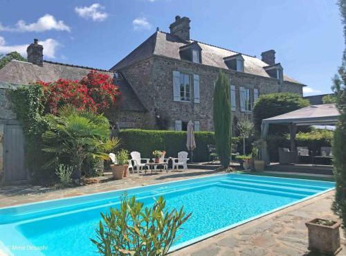 Gîte de charme avec piscine partagée et confort inclus - FR-1-497-199