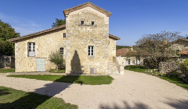 Gîte de Charme Avec Piscine - 1 à 13 Personnes