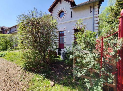 Gîte de charme avec parking, animaux admis, proche de Tours - FR-1-381-638