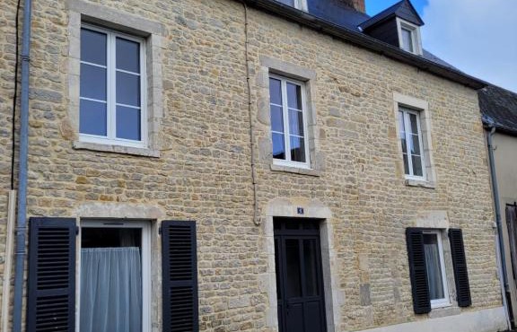 Gîte de charme, salle de jeux, proche plage du débarquement