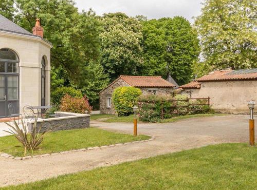 Gîte de Charme avec Jardin Privé près de Nantes, Accès Facile, Équipé Tout Confort - FR-1-306-812