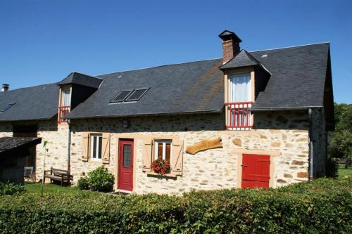 Gîte de France Pierrelise 3 épis - Gîte de France 8 personnes MAE-9194