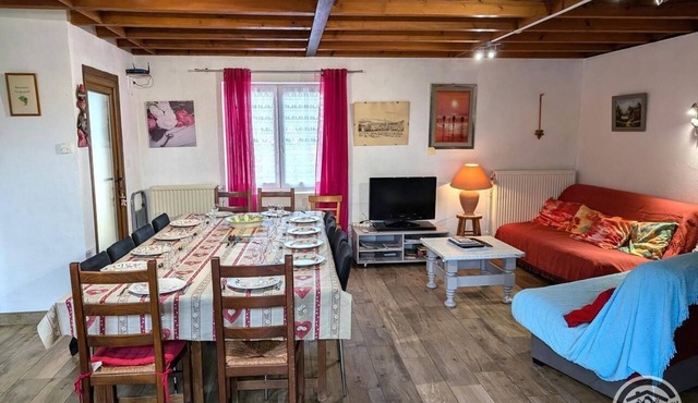 Gîte de Glay - SAINT-GERMAIN-NUELLES