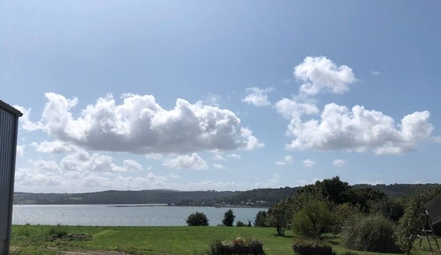 Gîte de Goasquelliou - Vue mer et parking privé