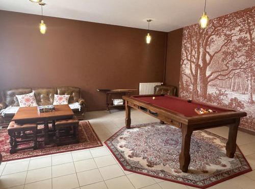 Gîte de Groupe jusqu'à 36 Pers., Jardin et Wifi - FR-1-489-603