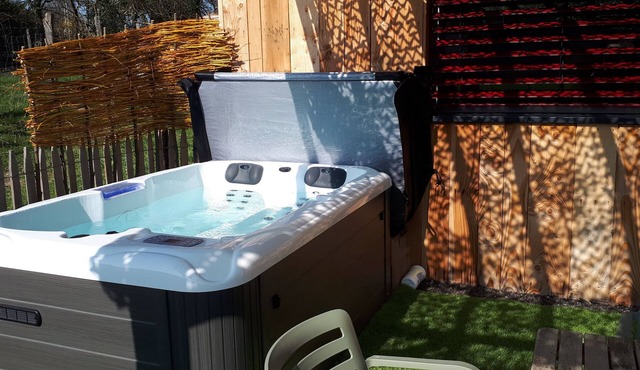 Gîte de l'alambic with spa