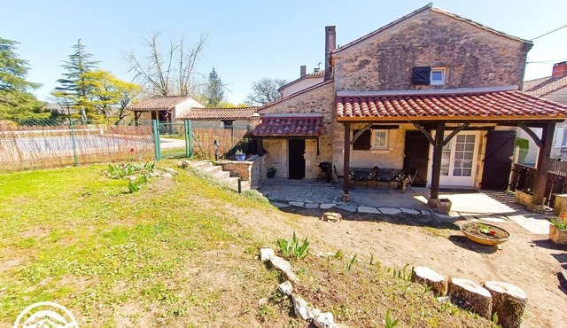 Gîte de Merle Castel - BELLEFONT LA RAUZE