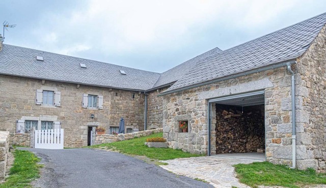 Gîte de Montchamp - ARZENC D'APCHER