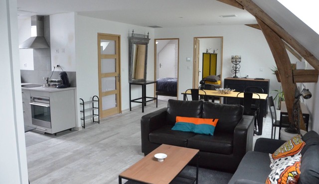 Gîte de Style Industriel 75m² Pour Couchage de 4 Personnes Linge Fourni