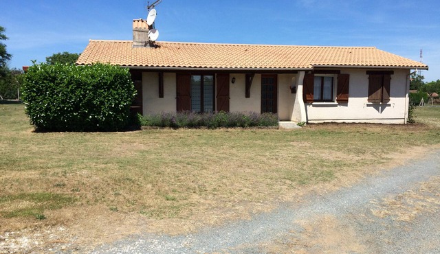 Gîte Des Médocs + Boat Activities, Towed Buoys, Sea Fishing, Wine Tourism