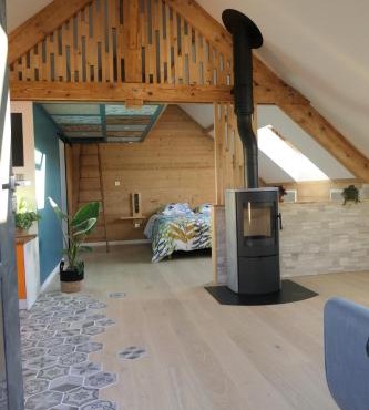 Gîte des Vernet - Loft chaleureux entre lacs et montagnes