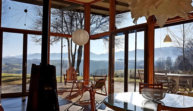 Gîte Dilos – Holiday Home in Gan