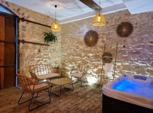 Gîte « domaine de l’oustal nau »