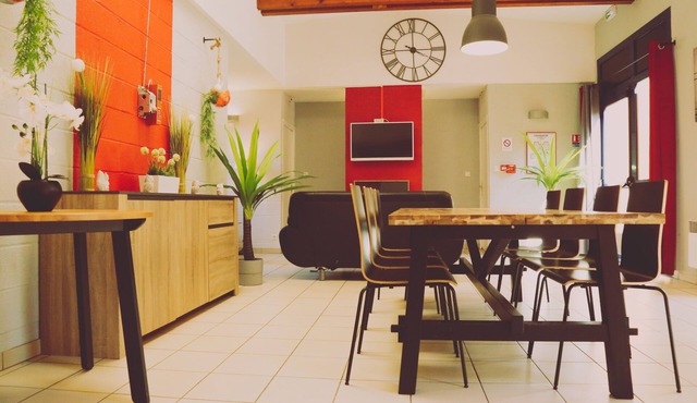 Gîte du Domaine d'Haulmé sleeps 19 on 21 Ha of land