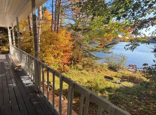 Gîte du Lac-à-la-Loutre - B&B