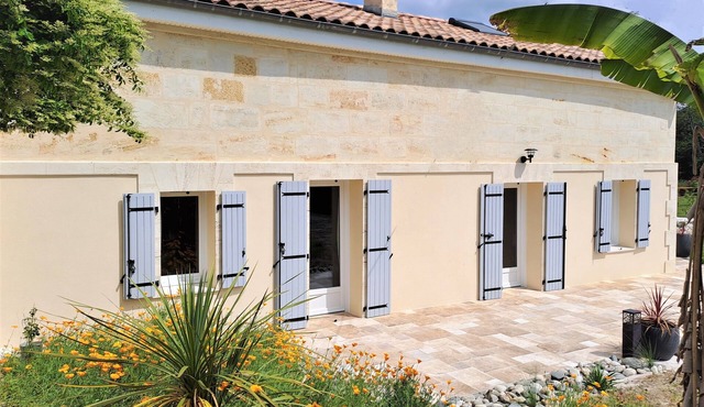 Gîte du pont de Lapeyre, 3*, charm and relaxation near Bordeaux and vineyards