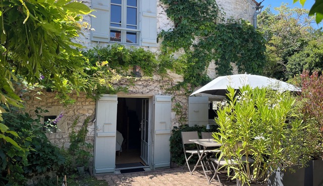 Gîte du Presbytère - Exceptional charming house - Port d'Envaux