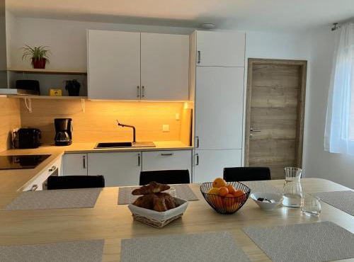 Gîte du Thoné séjour au calme en lisière de forêt