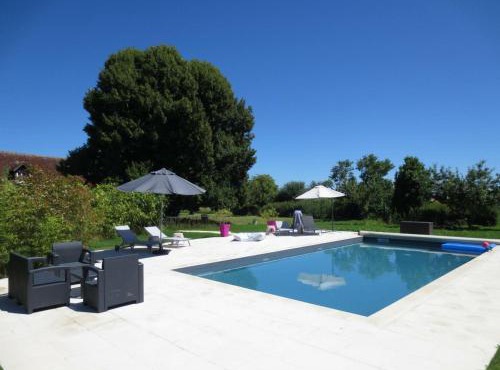 Gîte familial avec piscine au cœur des châteaux de la Loire - FR-1-381-7