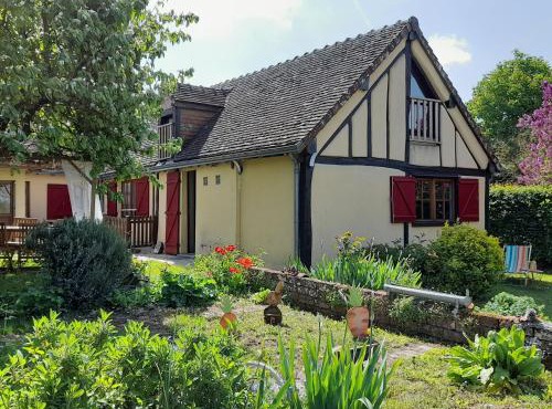 Gîte familial à Arrou avec jardin, babyfoot, mezzanine suspendue et cuisine équipée - FR-1-581-93