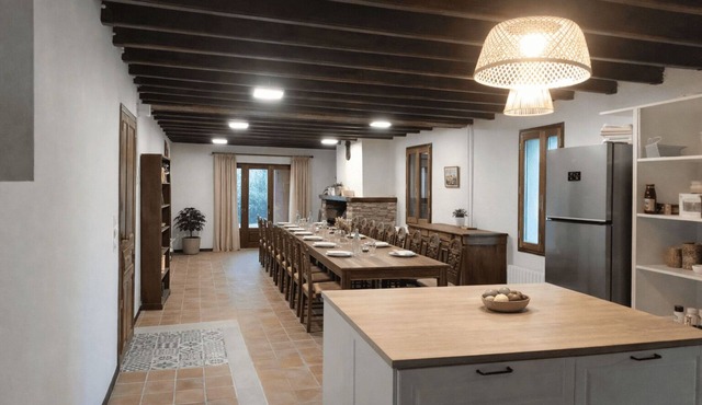 Gîte de groupe de la Source du Villaret (sleeps 25 - Great Hall)