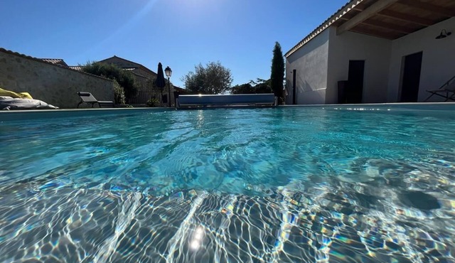 Gîte with swimming pool Le Mas des Oliviers, St Gervais sur Roubion, Drôme Provençale.