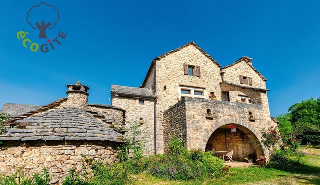 Gîte le Peyrou 2/3 persons in La Viale