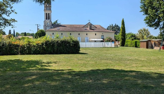 Gîte grande capacité avec piscine privée 13 personnes