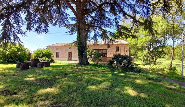 Gîte Honey House - A honey-sweet getaway.