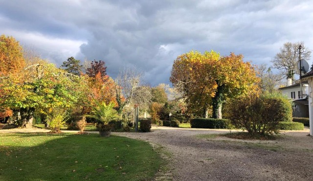 Gîte insolite - Domaine Shanti Lande