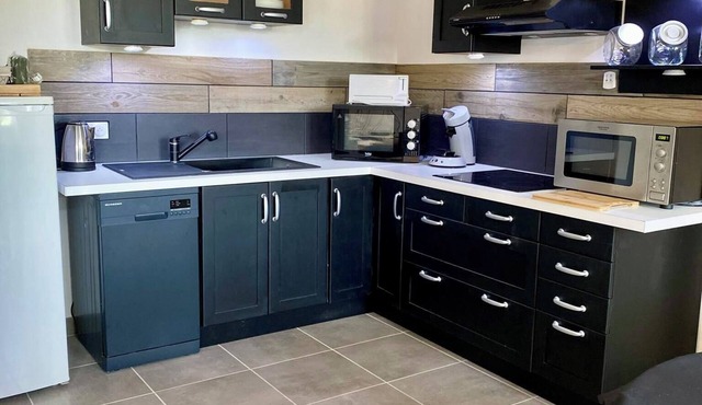 Gîte L'étape conviviale sleeps up to 12 people 20mn from Dinan