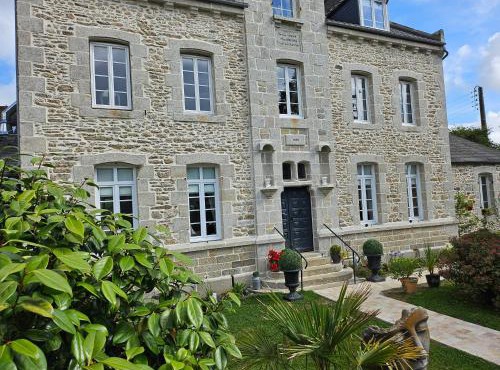 GÎTE L'anglais, appartement privé en Duplex avec accès Jacuzzi à 10min des plages