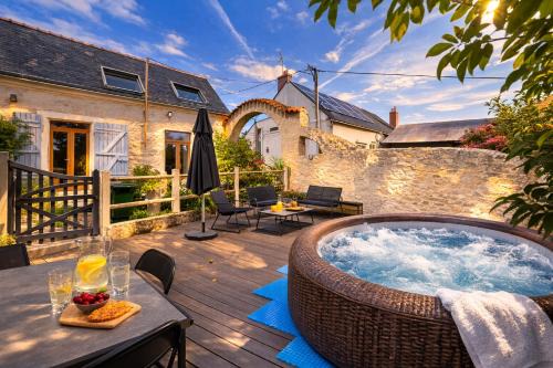 Gîte L'Arche - Maison familiale 7 pers avec jacuzzi privatif entre Blois et Amboise