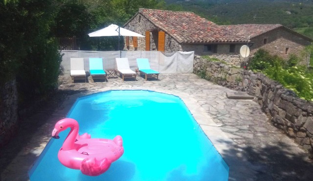 "Gîte La Calade" mit Pool by Interhome