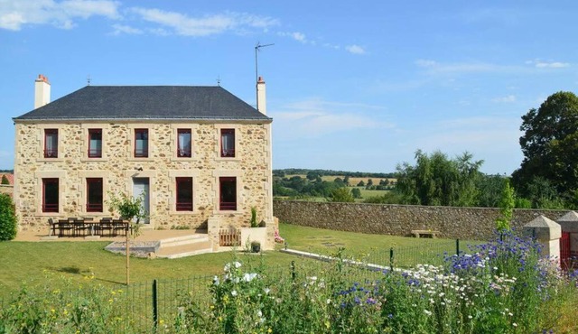 Gîte La Dortière s'Amuse, magnifique maison de maître 12min du Puy du Fo