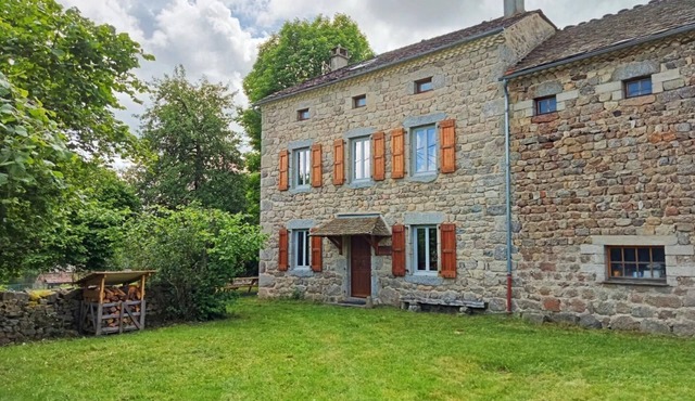 Gîte La Fontaine 10/12 Personnes
