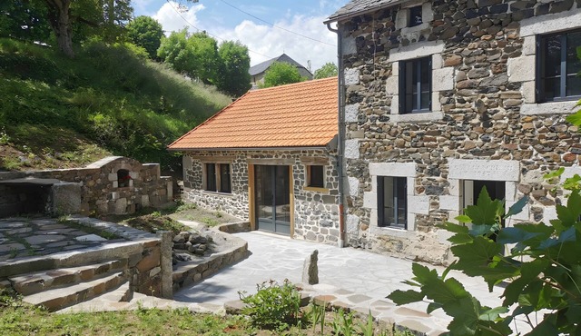Gîte la Forge Faverolles – Renovated 3-Level House, Nature & Heritage