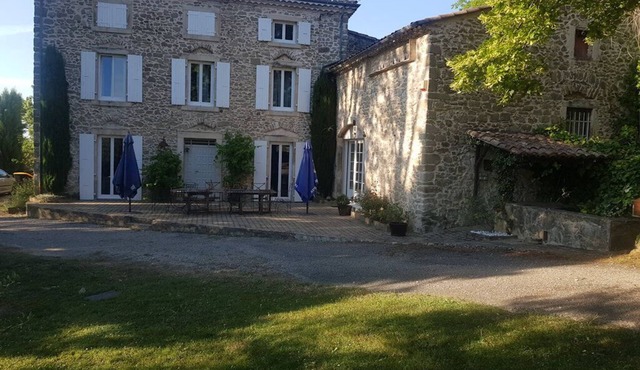 Gîte La Lisette en Drôme Provençal en Campagne à 5min du Beau Village de Saou !