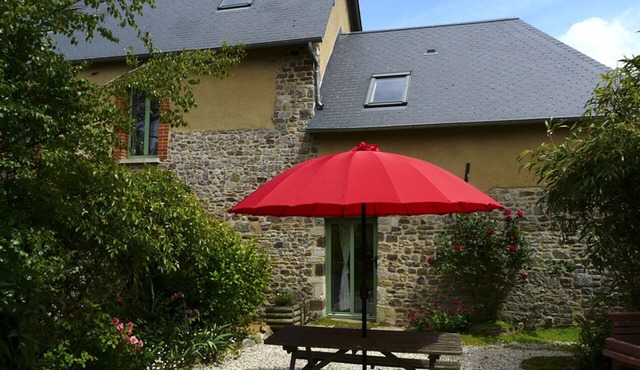 Gîte La Mare aux Fées, Parc des marais du Cotentin, between sea and countryside