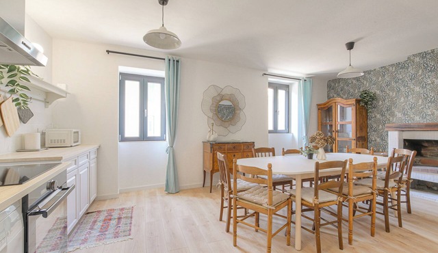 Gîte La Terrasse, near CNPE and Via Rhôna, ideal for cycling enthusiasts!