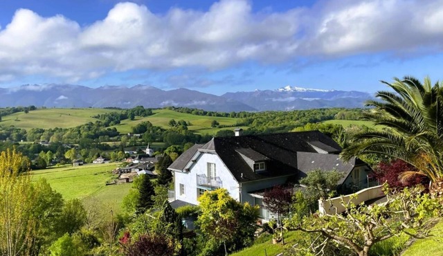 Gîte Le Cocoon de la Maison Bleue D'estialescq