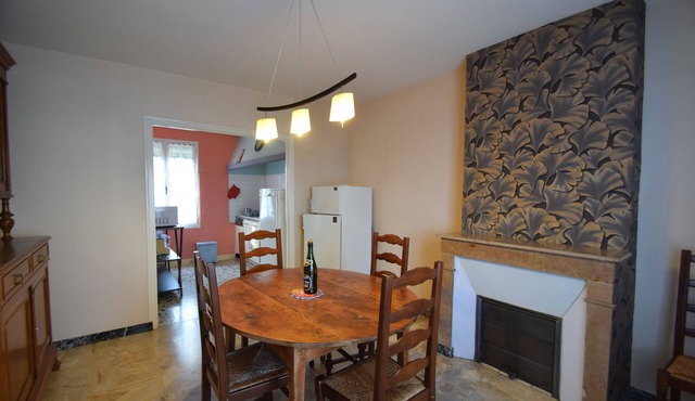 Gîte le Jardin Caché. Maison Indépendante Avec Terrain de 1000m2 Clos