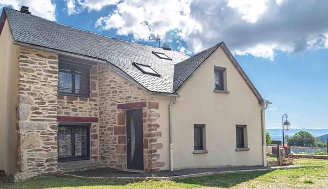 Gîte Le Pradillou - LES HERMAUX