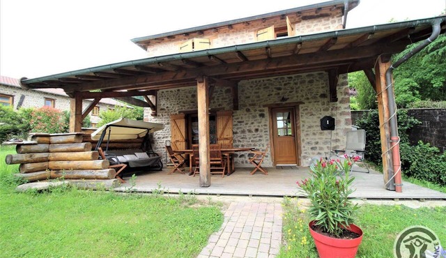 Gîte Le Serdoret - POULE-LES-ECHARMEAUX