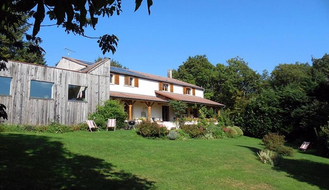 Gîte Les Issards (Hautes Côtes De Nuits St Georges)