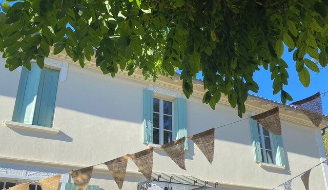 Gîte " Les Jardins de l'Oasis " All comforts for 12 people